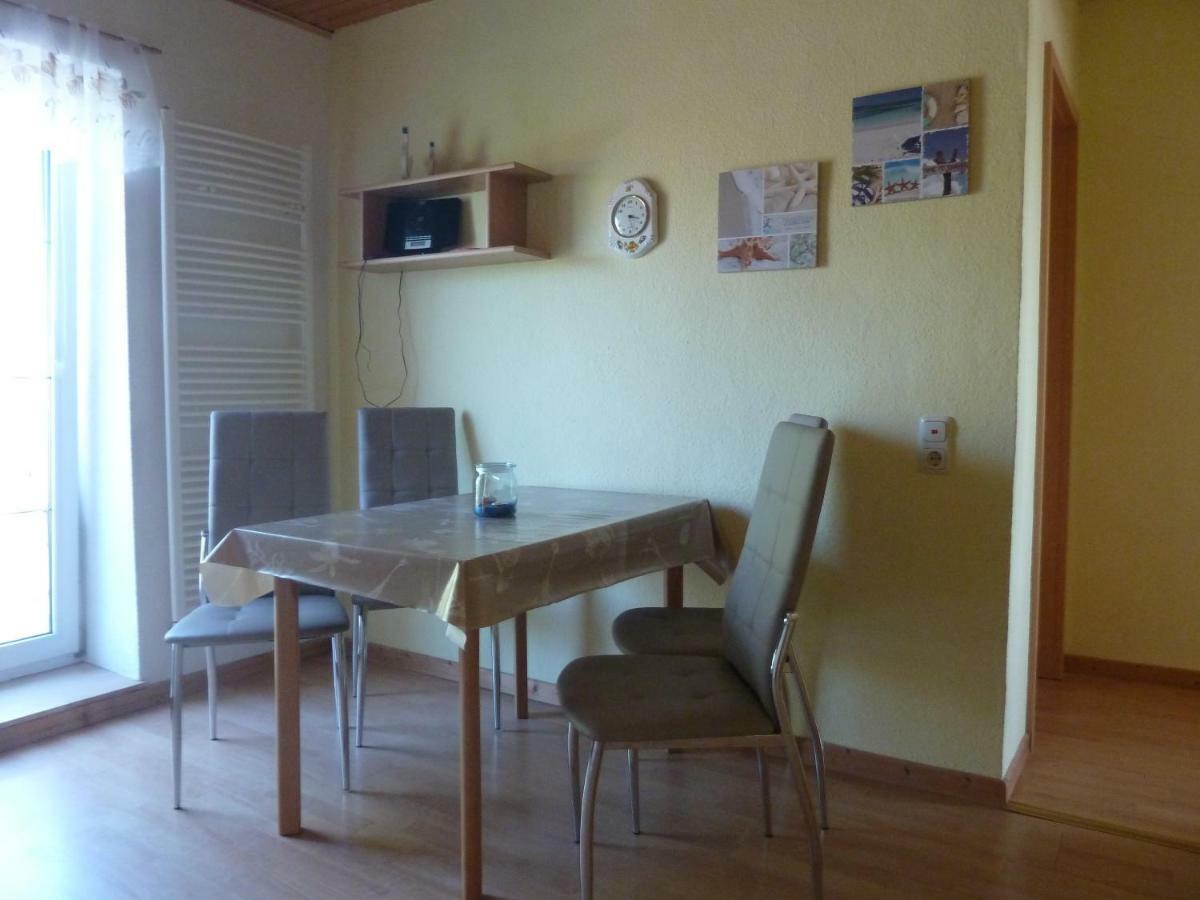 Barthel'S Hof Appartamento Middelhagen Esterno foto
